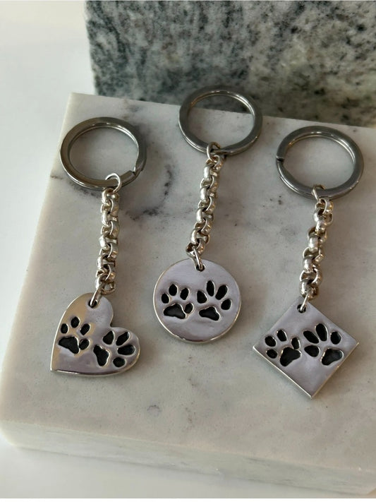 Silver pawprint keychain